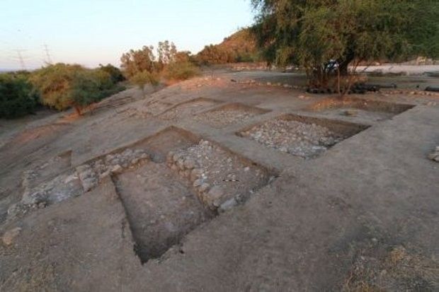 Fortificaties die in Gath gevonden zijn (Bar-Ilan universiteit)
