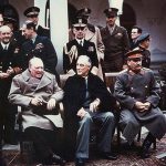 Beroemde foto van Churchill, Roosevelt en Stalin, tijdens de conferentie van Jalta (1945). Twee maanden voor de dood van de Amerikaanse president