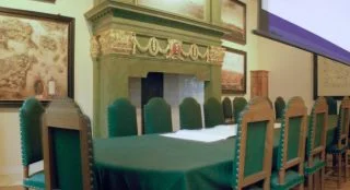 Gerestaureerde vergaderzaal van de Heren XVII in het Oost-Indisch Huis.