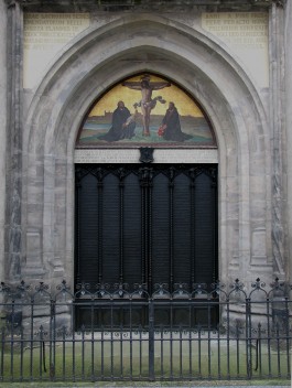 Slotkapel van Wittenberg; aan de in 1858 geplaatste deuren zijn de stellingen van Luther aangebracht.