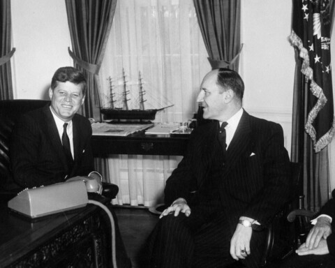 Joseph Luns en president John F. Kennedy