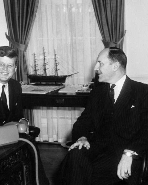 Joseph Luns en president John F. Kennedy