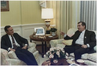 Lech Walesa en president Bush, 14 november 1989 (US Archives)