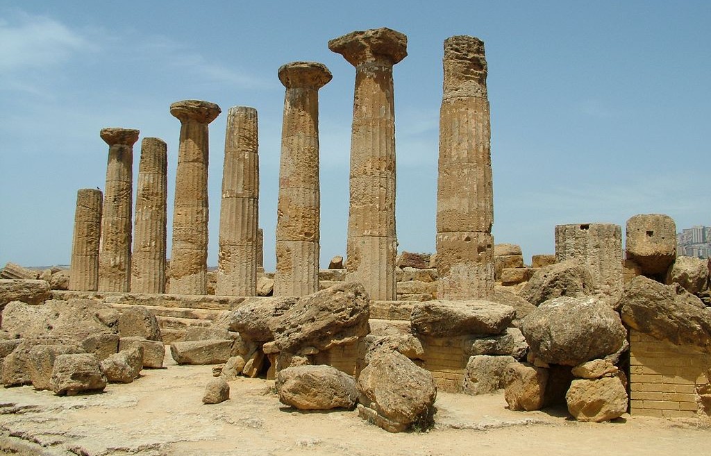 Restanten voor een tempel voor Herakles (Hercules) in Agrigento, Sicilië - cc