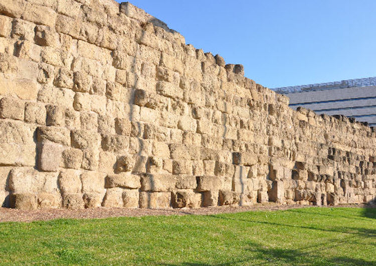 De stadsmuur van Rome, die Hannibal weerstond en die Sulla dwong een veldslag te leveren.