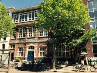 Nationaal Holocaust Museum (voormalige Hervormde Kweekschool), Plantage Middenlaan 27, Amsterdam