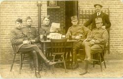 Gemobiliseerde soldaten in St. Oedenrode, Kerkstraat, 1914. Bron: thuisinbrabant.nl