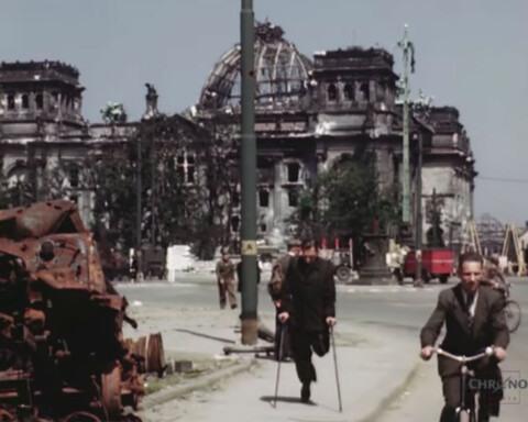 Beelden van een verwoeste stad Berlijn - juli 1945