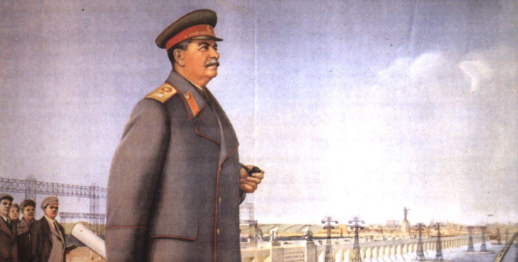 Propagandaposter voor Jozef Stalin uit 1951. Onderschrift: "Glorie aan Stalin! Aan de geweldige architect van het communisme". Ca. 1935. Bron: www.sovietposters.com