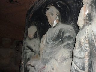 Tijdens de Culturele revolutie werden onder meer Boeddha-beelden vernietigd. cc