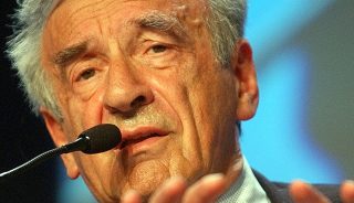 Elie Wiesel in 2003 - cc