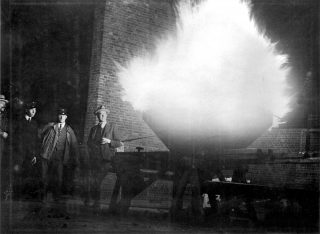 In 1928 werd voor het eerst de Olympische vlam ontstoken. De vlam werd aangestoken door een medewerker van het gasbedrijf