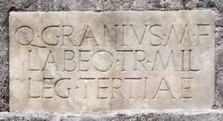 Grafschrift op het Mausoleum van Caecilia Metella bij Rome