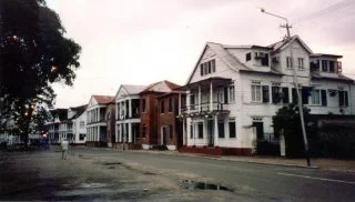 De historische binnenstad van Paramaribo is sinds 2002 Werelderfgoed