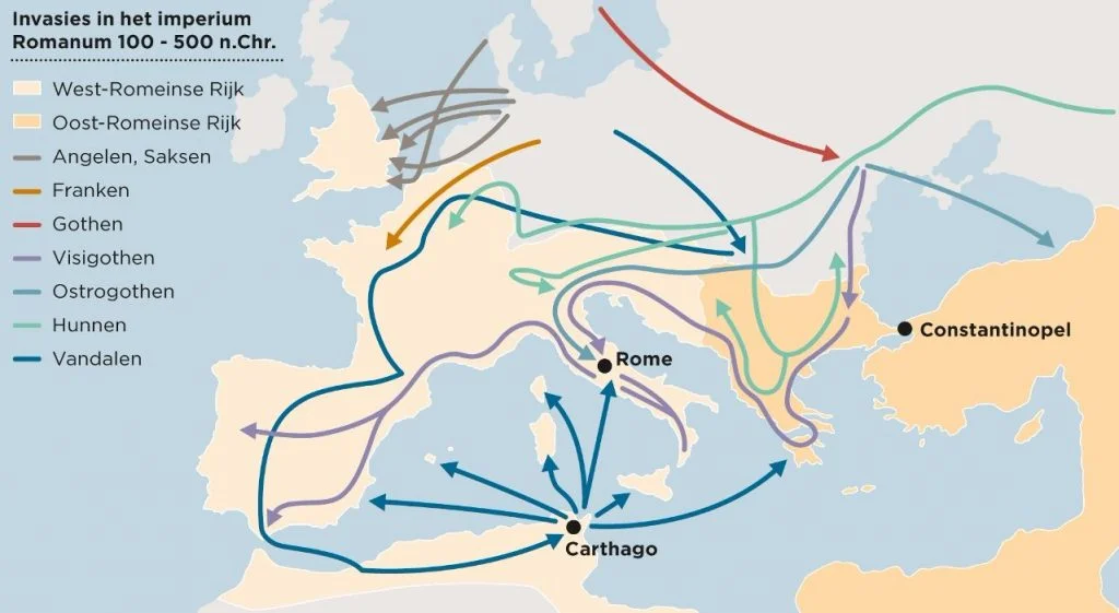 Afbeelding van de voornaamste invasies in het Romeinse Rijk vanaf 100 n.C. tot 500 n.C. (Bron: https://fd.nl/economie-politiek/1123359/migratie-is-de-motor-van-de-geschiedenis, 2015)