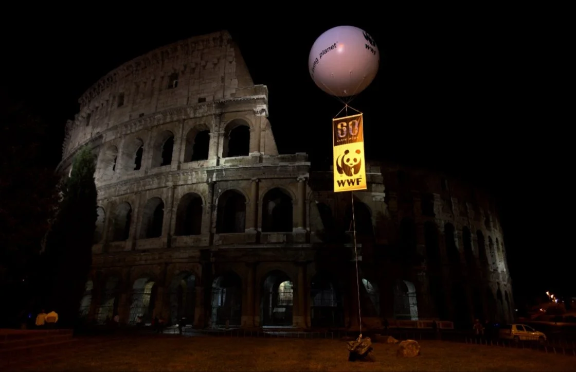 Colosseum tijdens Earth Hour 2008 - cc