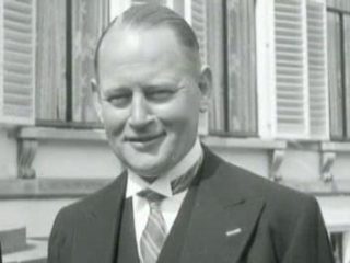 Dirk Stikker in 1948. Nederlands Instituut voor Beeld en Geluid