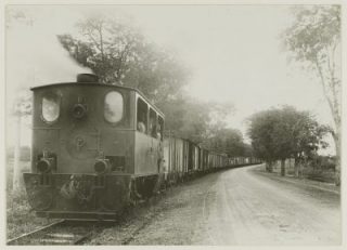 Trein op Oost-Java, circa 1900  (KITLV)