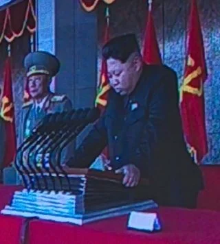 Kim Jong-Un tijdens een toespraak, 2015 (cc)