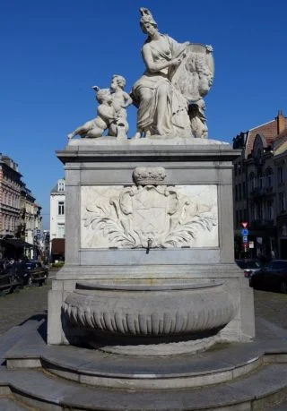 Minerva-fontein - Brussels, Belgium (cc - Daderot)