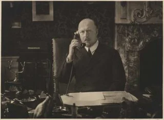 Prins Hendrik als voorzitter van het Nederlandse Rode Kruis, ca. 1930 (Franz Ziegler - Koninklijk Huis)