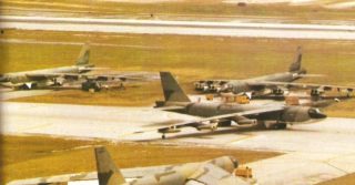 B-52 bommenwerper op de Andersen Air Force Base op Guam (wiki)