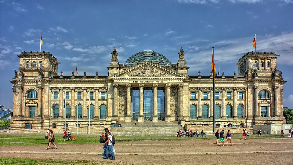 De Rijksdag in Berlijn (cc - Pixabay - PeterDagatz)