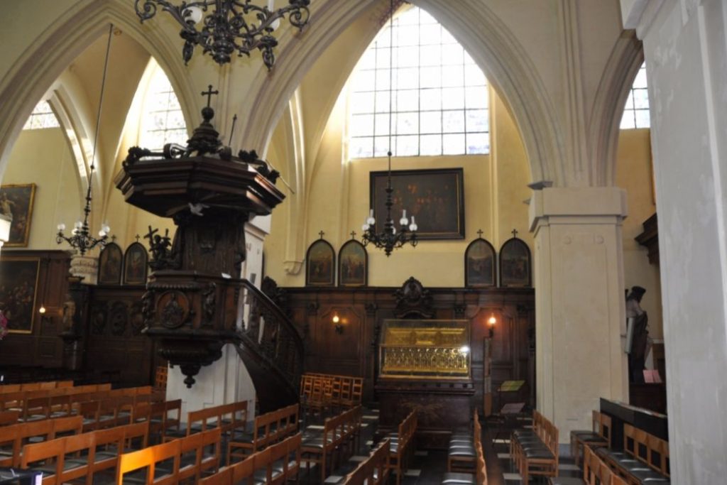 Interieur van de Brusselse Sint-Niklaaskerk
