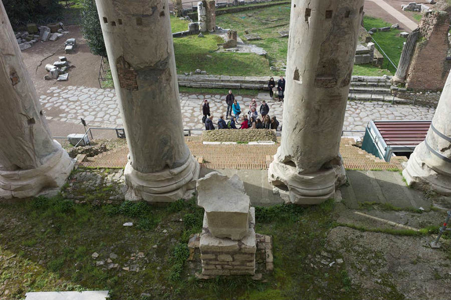 Foto gemaakt op het Forum Romanum (Alexander Smarius)