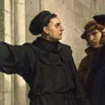 Ferdinand Pauwels, 1872. Maarten Luther spijkert de 95 stellingen op de deur van de slotkerk in Wittenberg, 31 oktober 1517. (wiki)