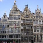 Gildehuizen aan de Grote Markt in Antwerpen - cc