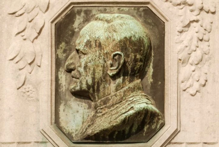 Detail monument voor Albert Thys in Brussel - cc
