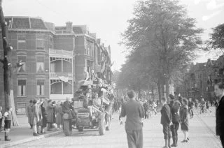 Menno Huizinga; Collectie: NIOD instituut voor oorlogs-, holocaust-, en genocidestudies; Publiek Domein