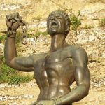 Een standbeeld van Eunus te Enna op Sicilië. (cc - Eannatum)