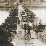 Jom Kippoeroorlog - Egyptische troepen trekken het Suezkanaal over