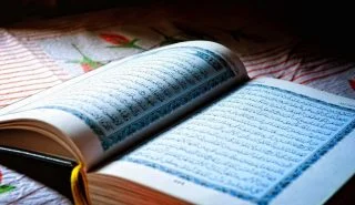 De Koran - Het heilige boek van de islam (cc - Pixabay - Afshad)