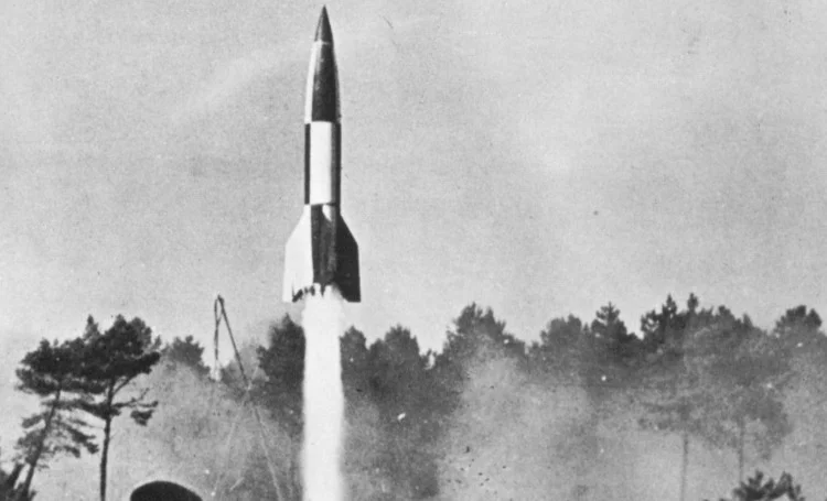 Lancering van een V-2 raket (Publiek Domein - wiki)