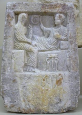 Een reliëf uit het oude Chalcedon (CC BY-SA 3.0 - wiki - QuartierLatin1968)