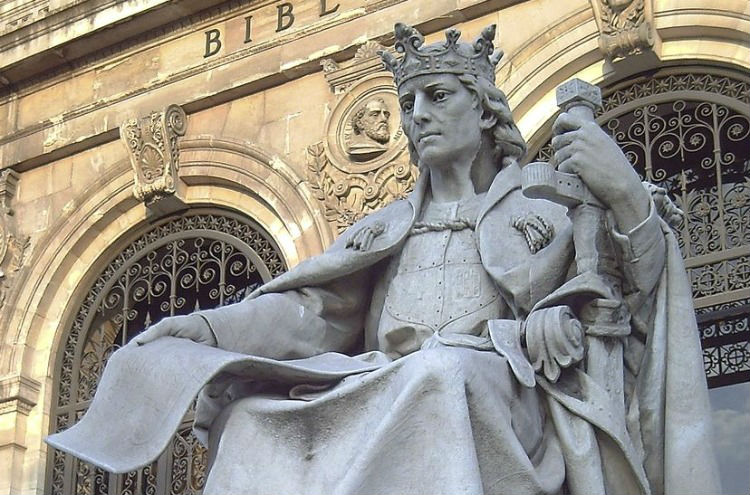 Standbeeld van Alfons X in Madrid (CC BY-SA 2.0 - Luis Garcia - wiki)