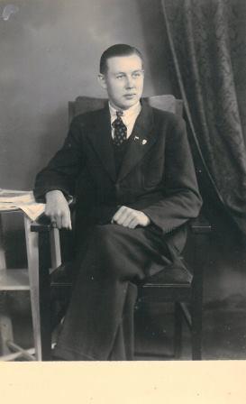 Chris Lenstra, gefotografeerd in Steinseifersdorf, 1944