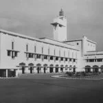 Soerabaja. Het nieuwe gouverneurskantoor, gebouwd in 1930 (Wikimedia/Collectie Tropenmuseum)