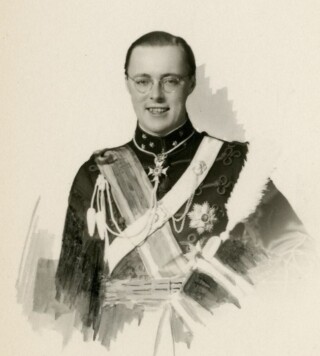 Prins Bernhard in 1937 - Huwelijksportret