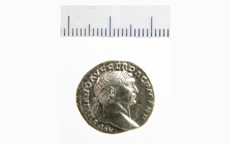 Zilveren denarius met afbeelding keizer Trajanus (98-117). Foto: Portable Antiquities of the Netherlands, PAN-34536 (CC BY-SA 4.0)