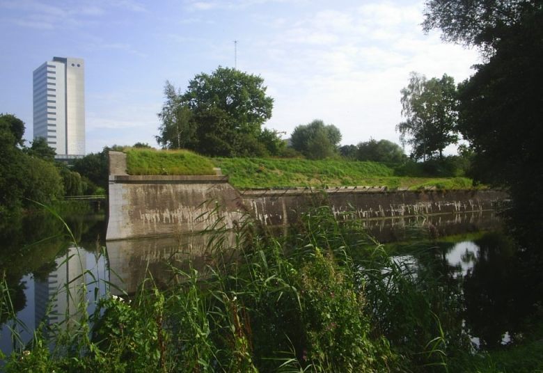 Fort Lunet I, onderdeel van de Nieuwe Hollandse Waterlinie (CC BY-SA 3.0 - neushorn - wiki)