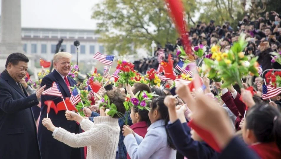 Xi Jinping en Donald Trum tijdens het bezoek van laatstgenoemde aan China, november 2017 (Publiek Domein - The White House)