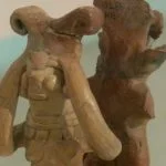 Vrouw-figuur gevonden in een Harappa site . National Museum, New Delhi / cc