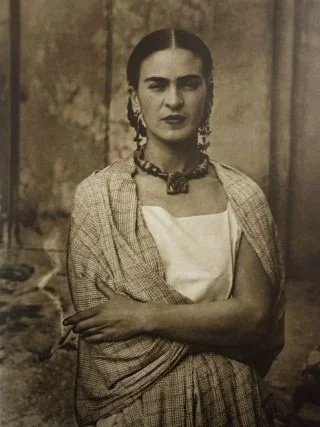 Frida Kahlo in 1932 (Publiek Domein - wiki)