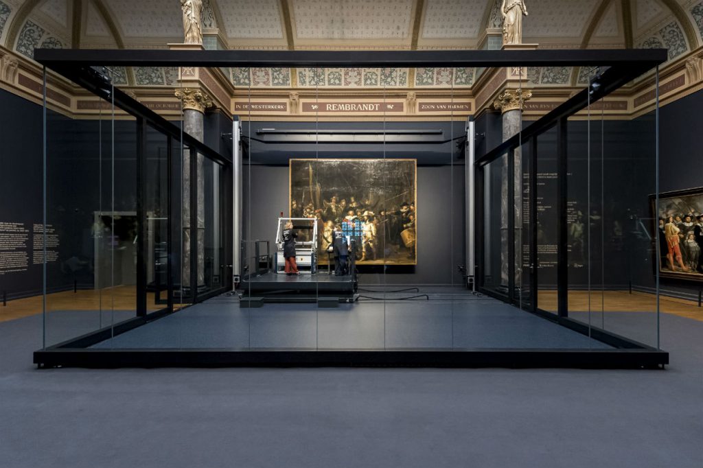Start van Operatie Nachtwacht (Rijksmuseum Amsterdam)
