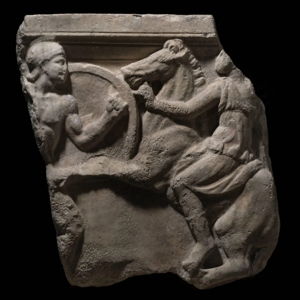 Relief met amazone © Rijksmuseum van Oudheden