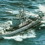 Sa'ar 3 kanonneerboot, onderweg van Cherbourg naar Haifa, 1969 (CC0 - Clandestine Immigration and Navy Museum - wiki)